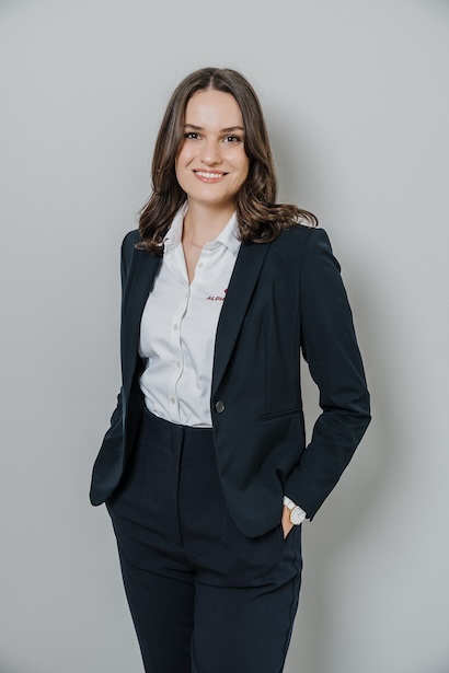 immobilienmaklerin lena thaler