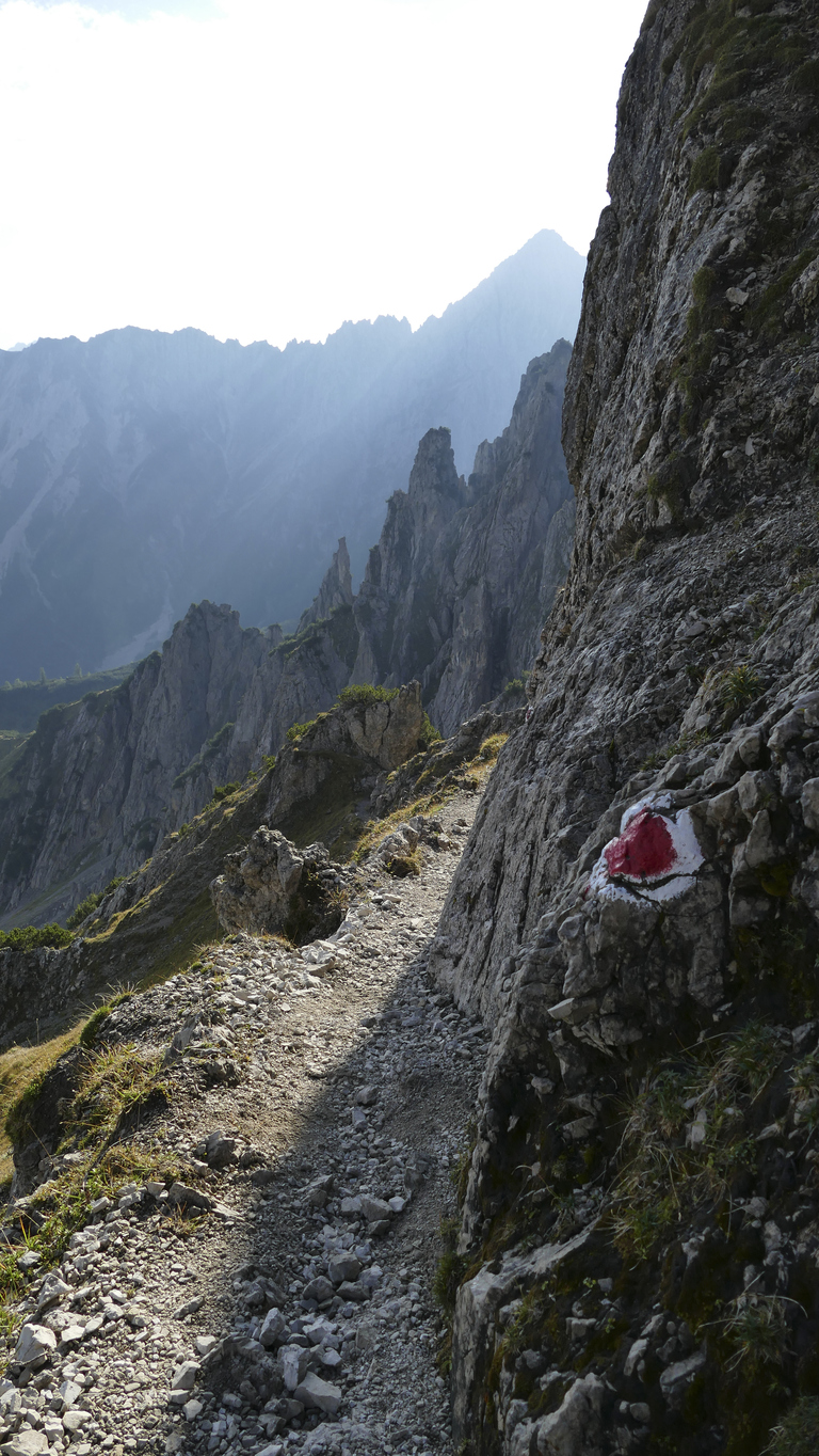 wanderweg im karwendel