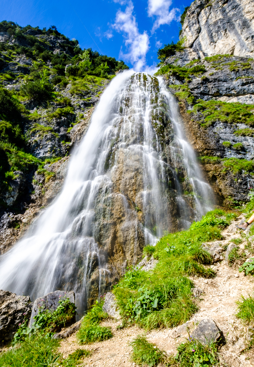 blick auf dalfazer wasserfall