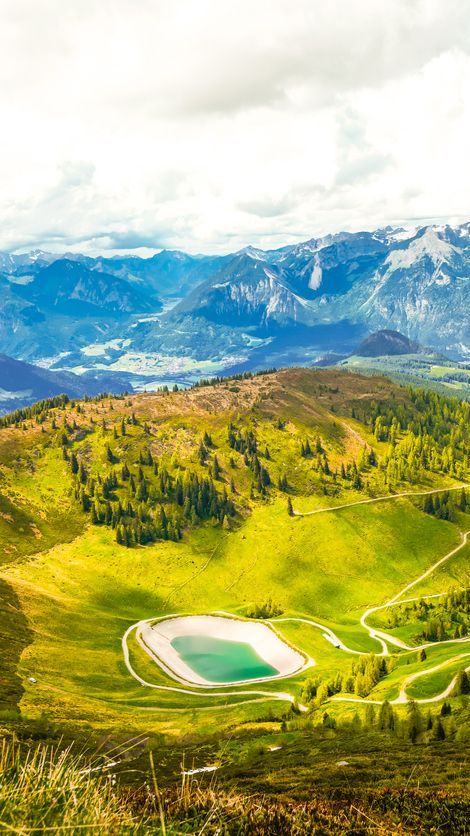 blick auf die landschaft am wiedersberger horn