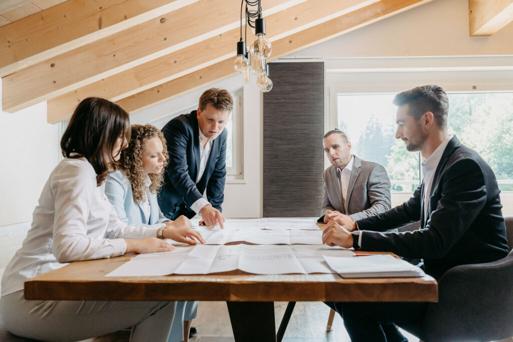 alphareal team bei der arbeit