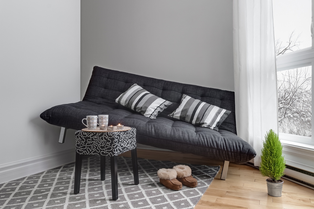 sofa, dass nicht ganz in einen raum passt